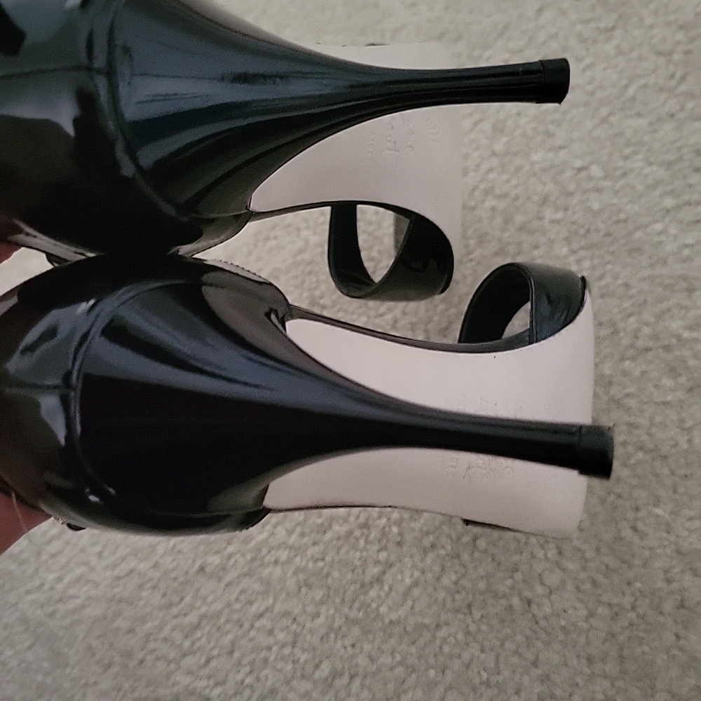 Comme Il Faut Argentine Tango Black Patent Ankle-Strap Open-Toe Heels 37 7 - Picture 5 of 7
